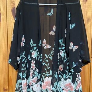 Warehouse Black Kimono with Floral and Butterfly Pattern size XL